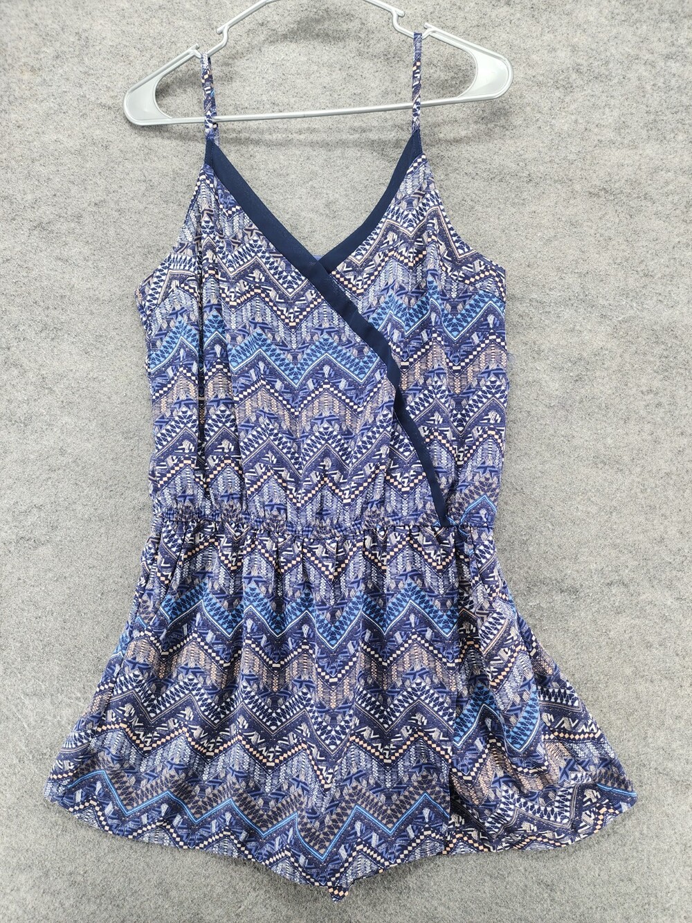 Skies Are Blue Romper Womens Medium Sleeveless V Neck Blue